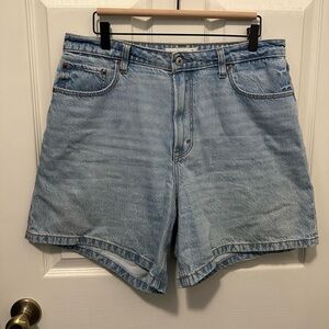 Abercrombie & Fitch Dad Short